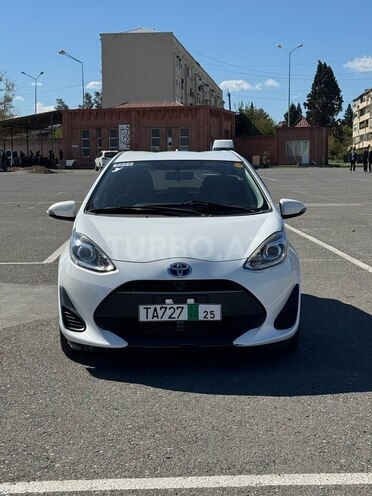 Toyota Aqua 2019, 751,450 km - 1.5 л - Gəncə