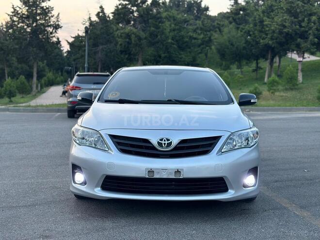 Toyota Corolla 2011, 228,000 km - 1.4 l - Bakı