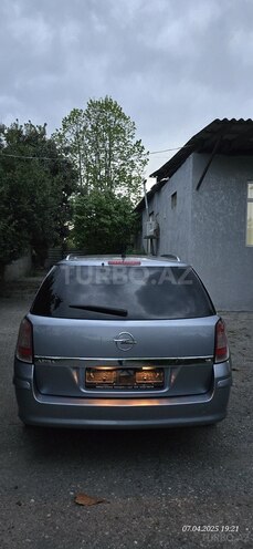 Opel Astra-2