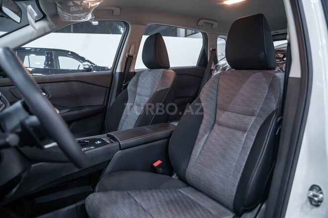 Nissan X-Trail-13