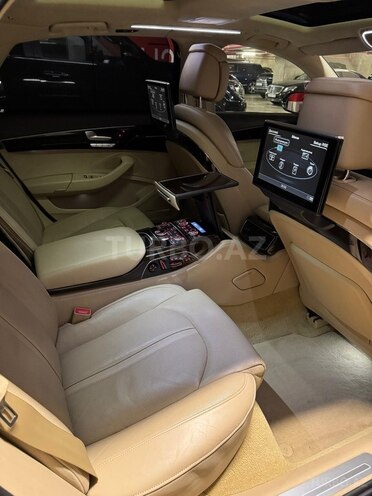 Audi A8 2014, 149,000 km - 4.0 l - Bakı