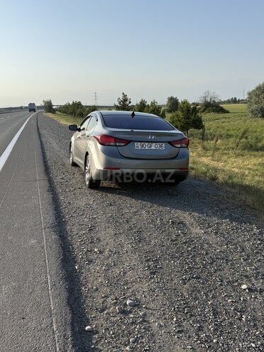 Hyundai Elantra 2015, 302,993 km - 1.8 l - Bakı
