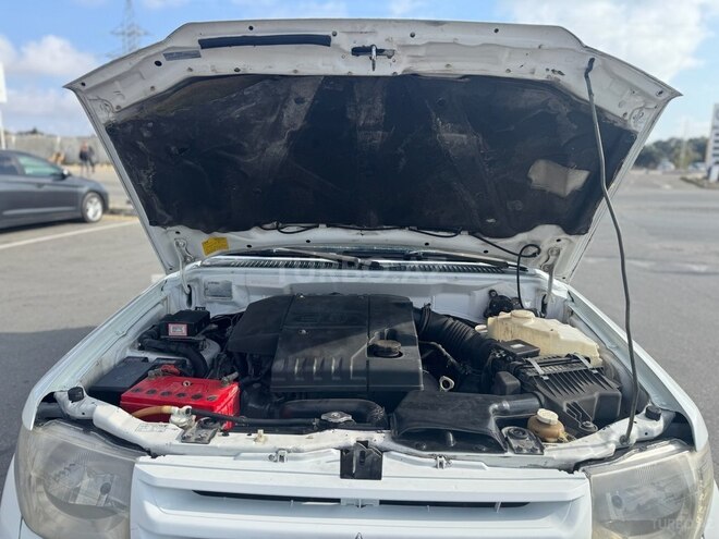 Mitsubishi Pajero io 2000, 305,012 km - 2.0 л - Bakı