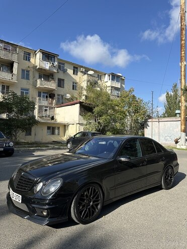 Mercedes E 320 2004, 290,000 km - 3.2 l - Bakı