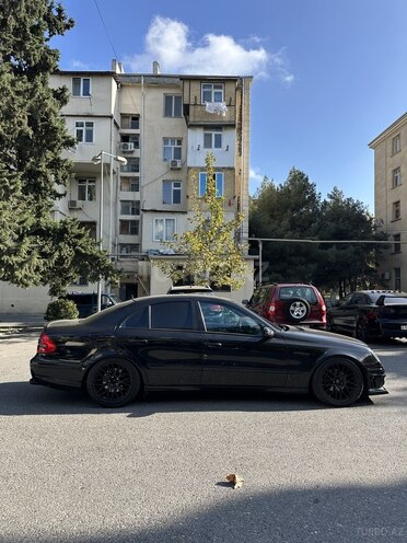 Mercedes E 320 2004, 290,000 km - 3.2 l - Bakı