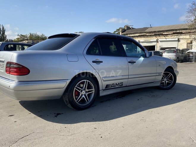 Mercedes E 240 1999, 384,000 km - 2.4 l - Bakı