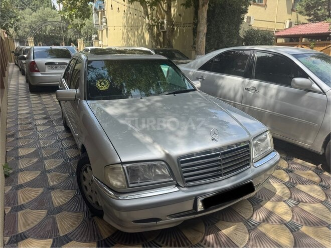 Mercedes C 230 1998, 333,000 km - 2.3 л - Bakı