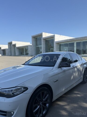 BMW 520 2014, 236,000 km - 2.0 l - Bakı