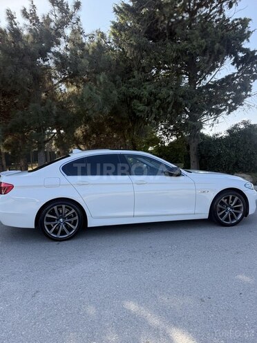 BMW 520 2014, 236,000 km - 2.0 l - Bakı