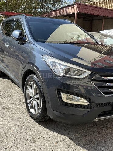 Hyundai Santa Fe-8