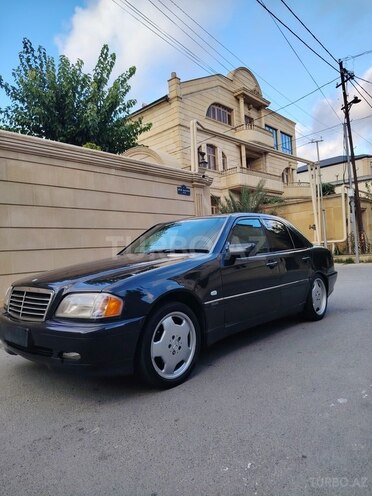 Mercedes C 220 1995, 359,425 km - 2.2 l - Bakı