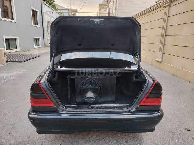 Mercedes C 220 1995, 359,425 km - 2.2 l - Bakı