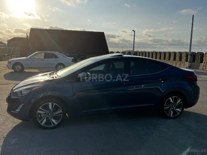 Hyundai Elantra 2015, 205,000 km - 1.8 л - Bakı