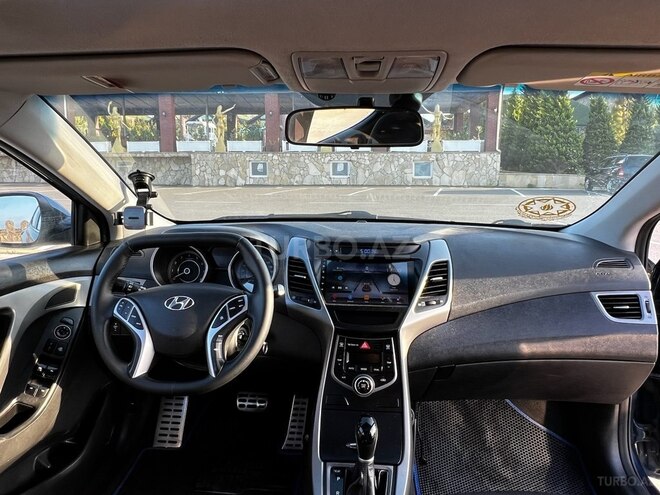 Hyundai Elantra 2015, 205,000 km - 1.8 л - Bakı