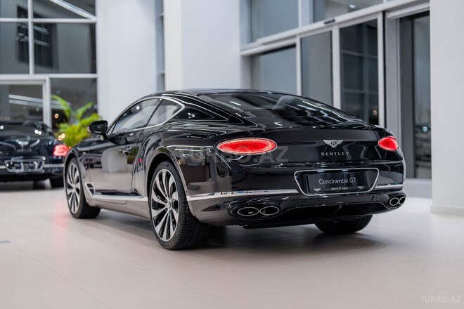 Bentley Continental GT-6