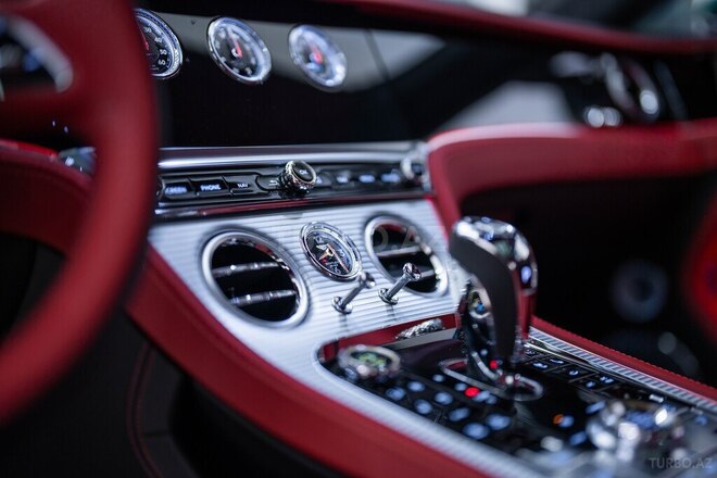 Bentley Continental GT-17