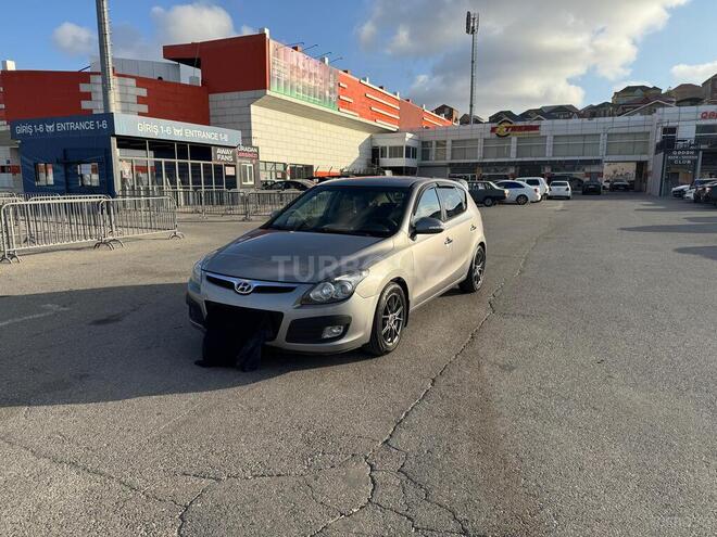 Hyundai i30 2011, 286,000 km - 1.6 l - Xırdalan