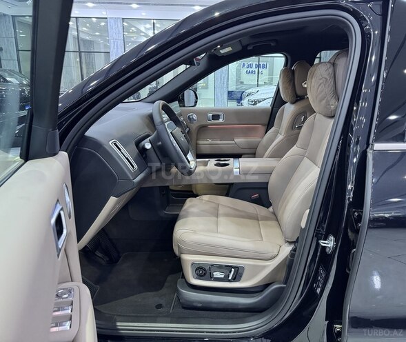 Li Auto L9-9