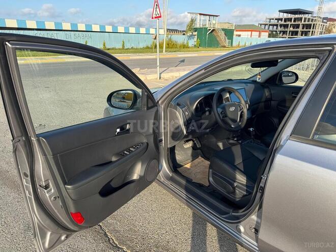 Hyundai i30 2011, 286,000 km - 1.6 l - Xırdalan