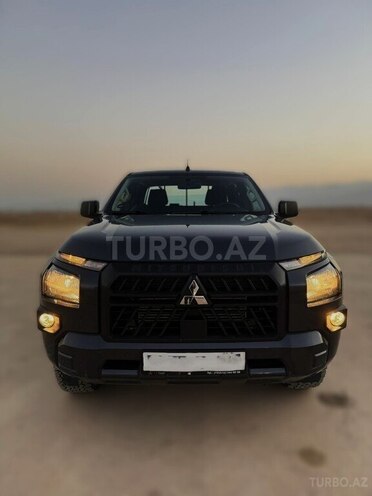 Mitsubishi L200 2024, 25,000 km - 2.4 l - Bakı