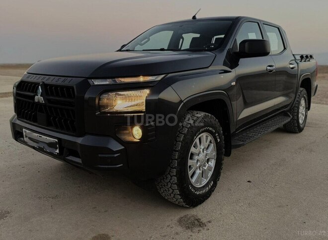 Mitsubishi L200 2024, 25,000 km - 2.4 l - Bakı