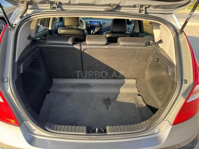 Hyundai i30 2011, 286,000 km - 1.6 l - Xırdalan