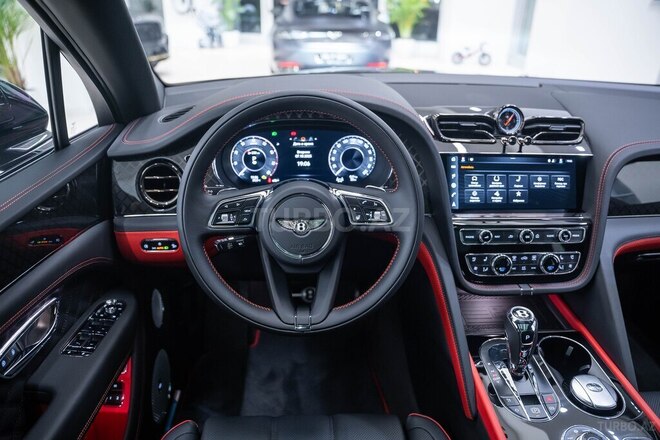 Bentley Bentayga-10