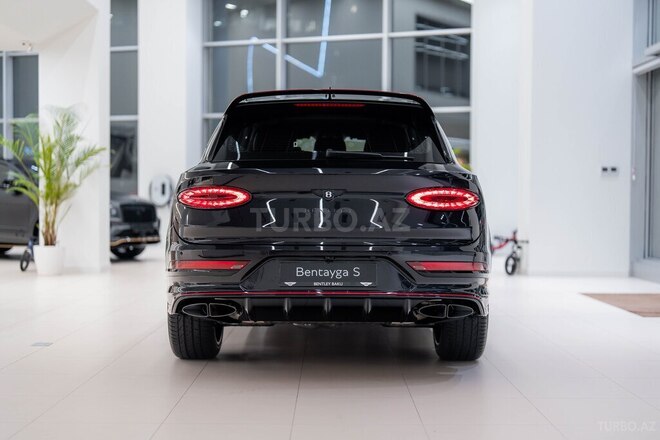 Bentley Bentayga-7