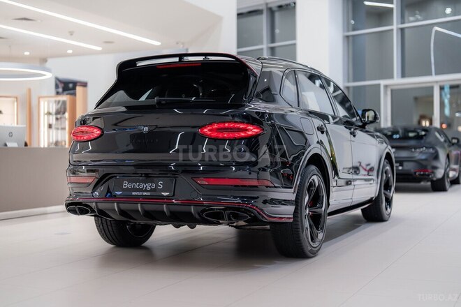 Bentley Bentayga-8