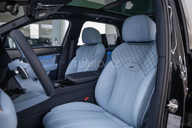 Bentley Bentayga-11