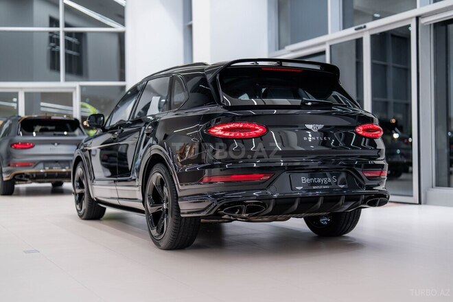 Bentley Bentayga-6