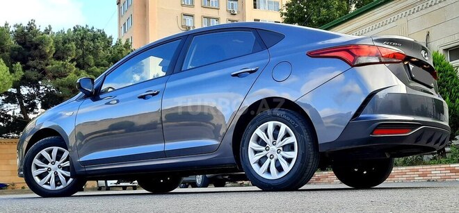 Hyundai Accent 2021, 39,800 km - 1.6 л - Bakı
