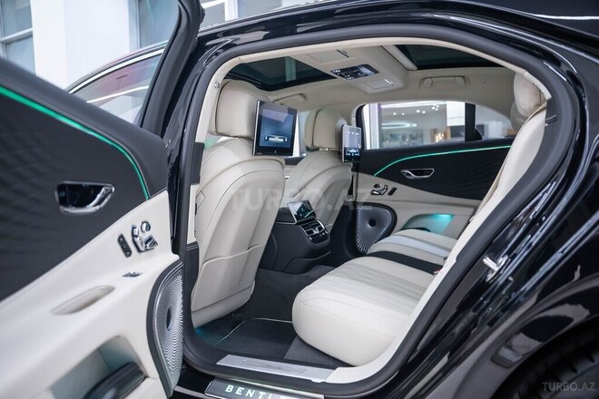 Bentley Flying Spur-13