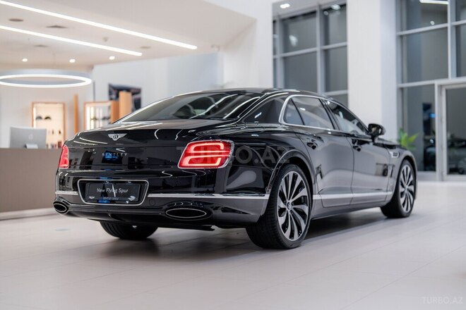 Bentley Flying Spur-7