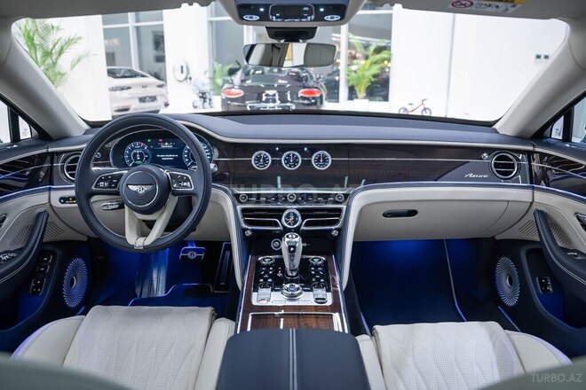 Bentley Flying Spur-10