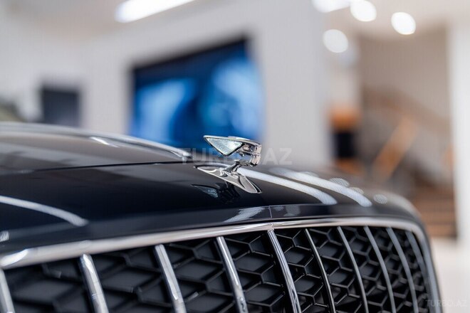 Bentley Flying Spur-21