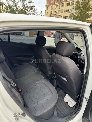 Hyundai i20 2010, 117,000 km - 1.6 l - Bakı