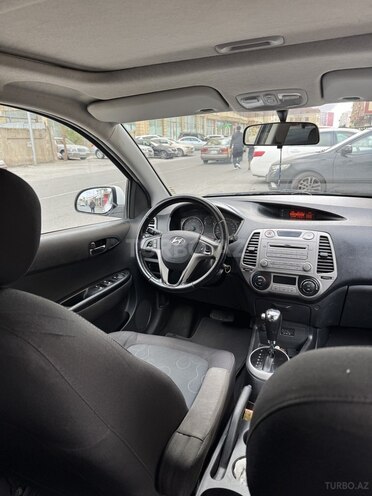 Hyundai i20 2010, 117,000 km - 1.6 l - Bakı