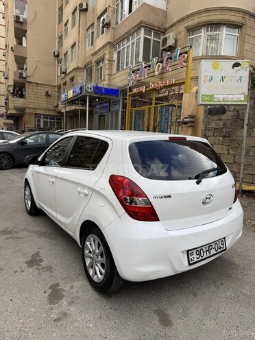 Hyundai i20 2010, 117,000 km - 1.6 l - Bakı