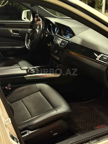 Mercedes E 200 2015, 285,000 km - 2.0 л - Bakı