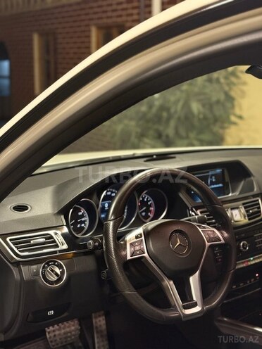 Mercedes E 200 2015, 285,000 km - 2.0 л - Bakı