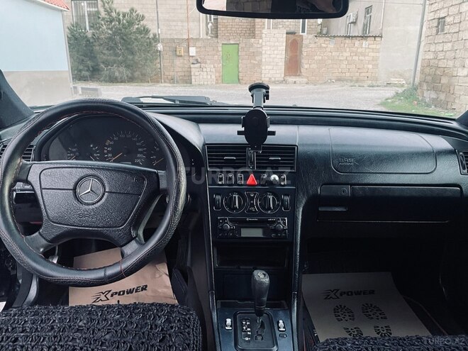Mercedes C 220 1999, 352,083 km - 2.2 l - Bakı