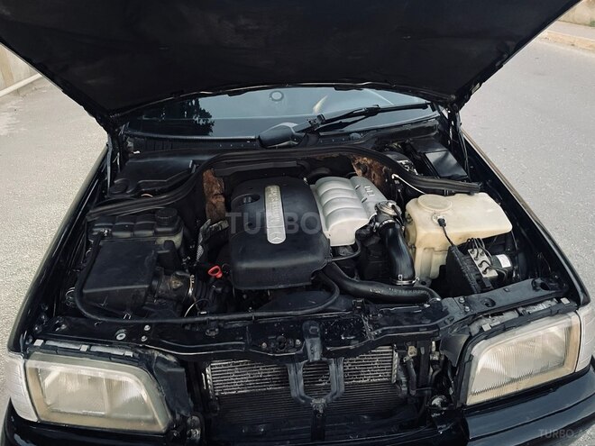 Mercedes C 220 1999, 352,083 km - 2.2 l - Bakı