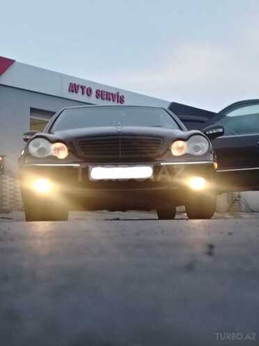 Mercedes C 240 2003, 465,874 km - 2.6 l - Sabirabad