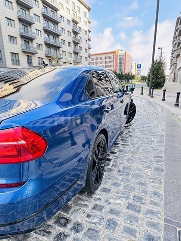Volkswagen Passat 2016, 162,000 km - 1.8 л - Bakı