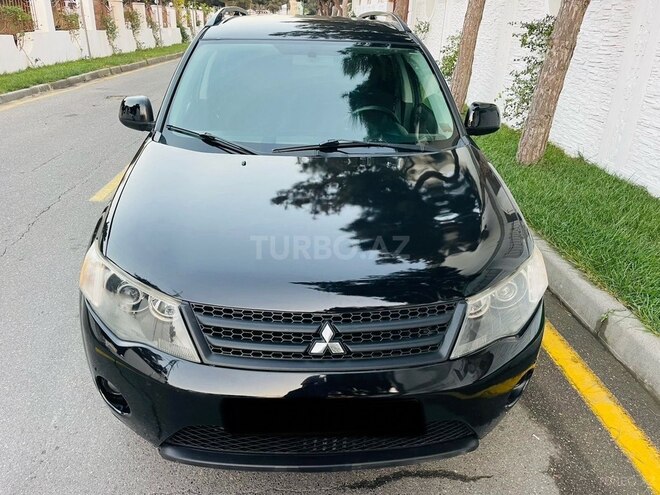 Mitsubishi Outlander 2008, 220,000 km - 3.0 l - Bakı