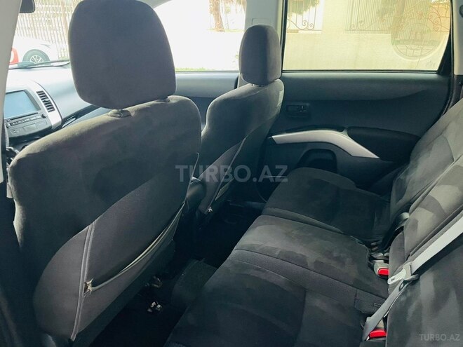 Mitsubishi Outlander 2008, 220,000 km - 3.0 l - Bakı