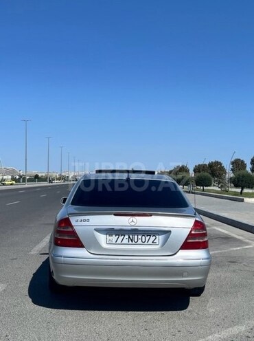 Mercedes E 240 2002, 398,000 km - 2.6 l - Bakı