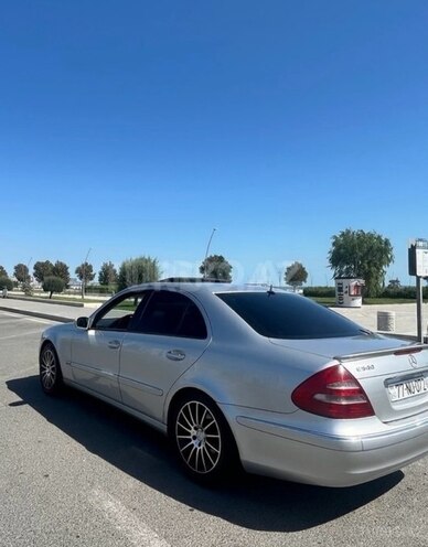 Mercedes E 240 2002, 398,000 km - 2.6 l - Bakı