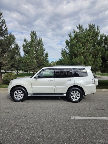 Mitsubishi Pajero 2010, 227,000 km - 3.5 л - Bakı